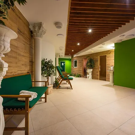 Hotel Tulipan 3*