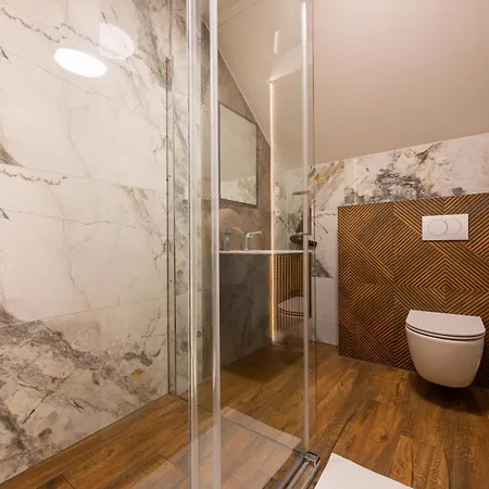 Szálloda Tulipan Tátralomnic