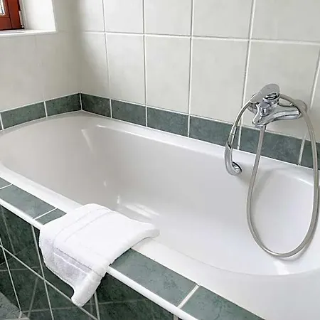Tulipan Hotel 3*
