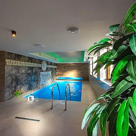Tulipan Hotel 3*